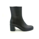 Tronchetto c7tacco in pelle e cerniera