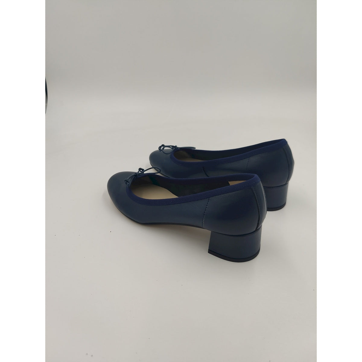 Ballerina con tacco in pelle
