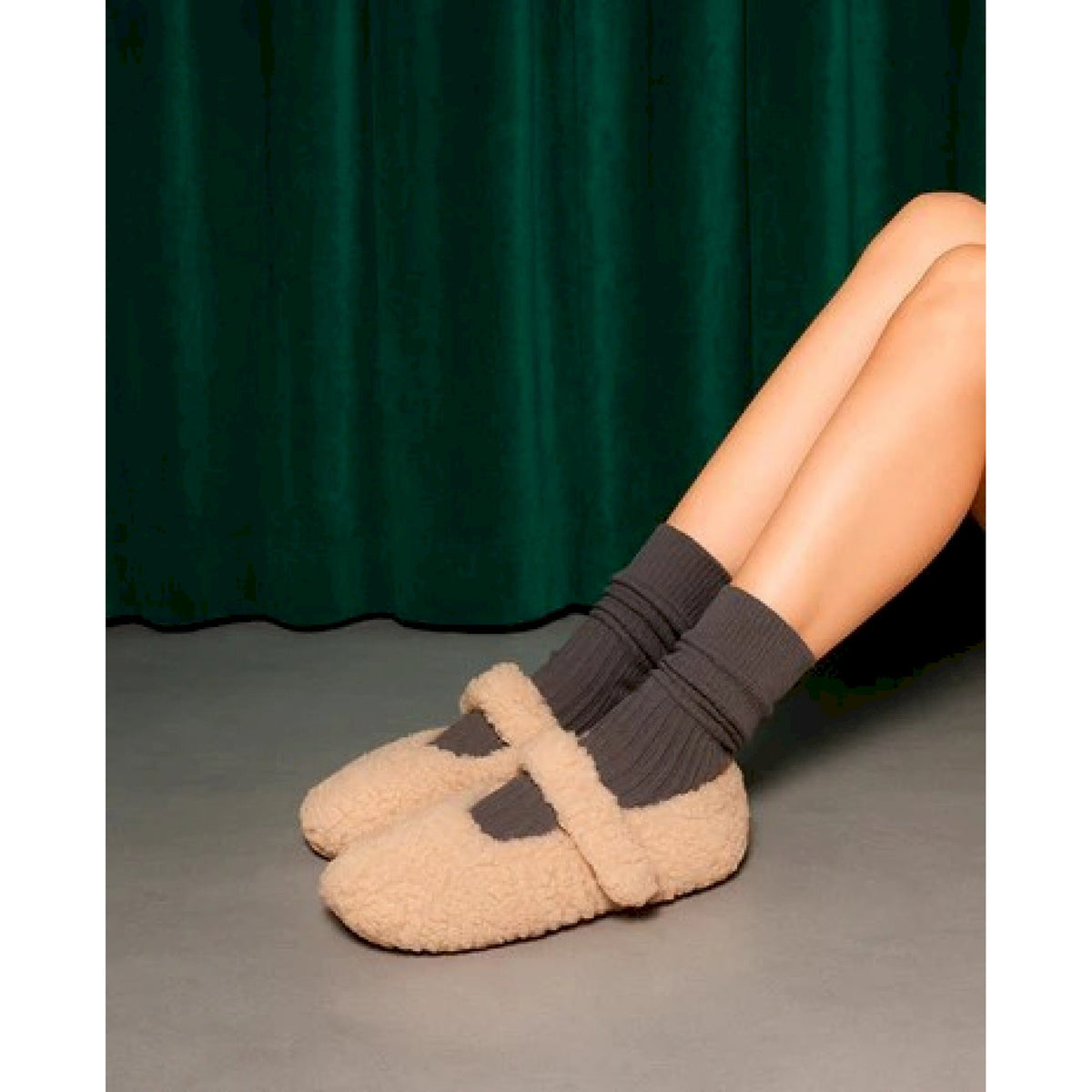 Slippers yina curly