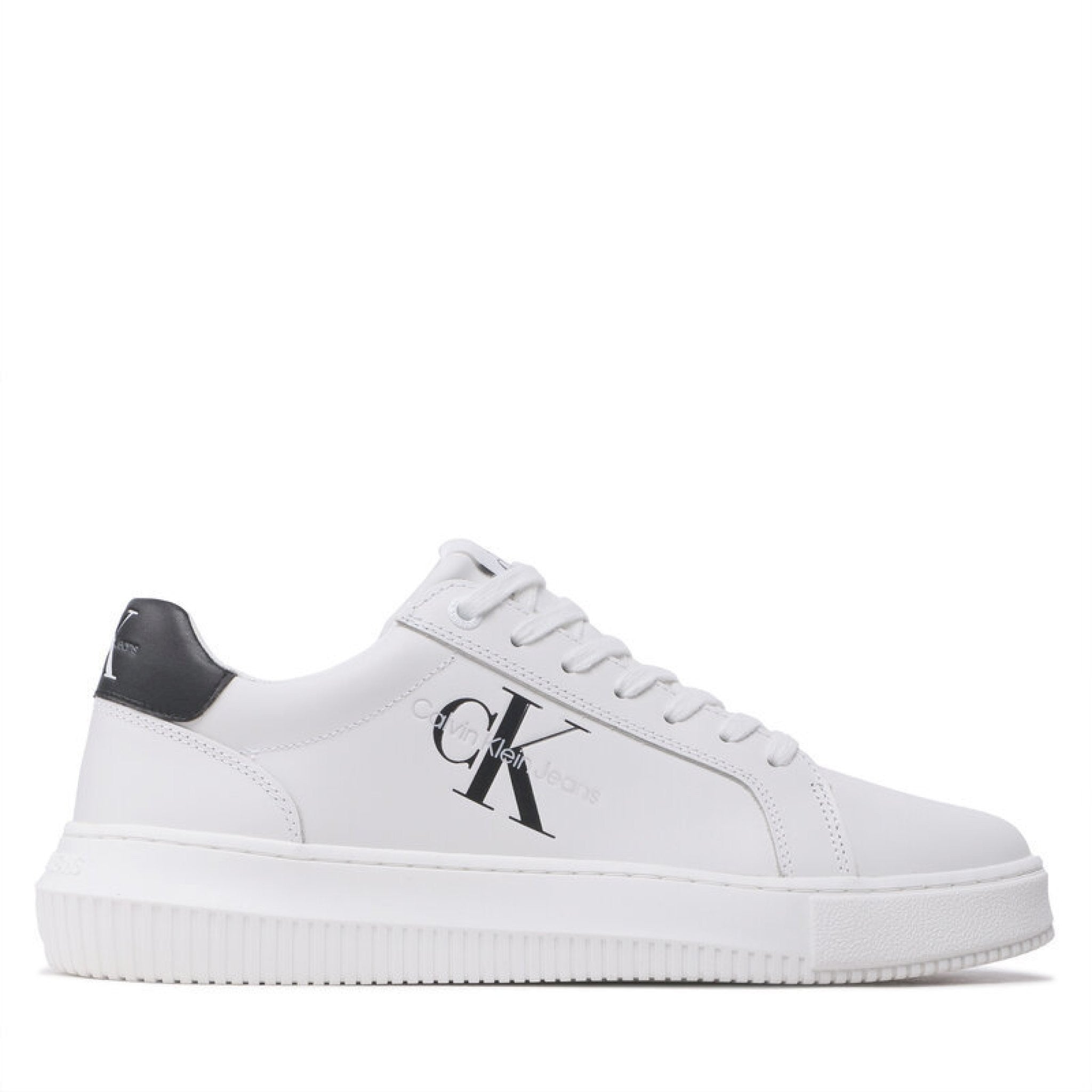 Chunky cupsole monologo