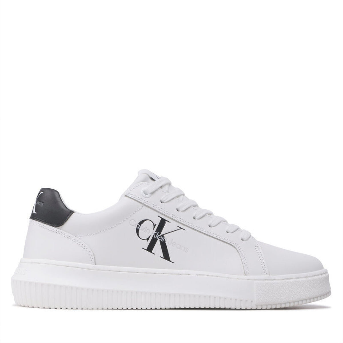 Chunky cupsole monologo