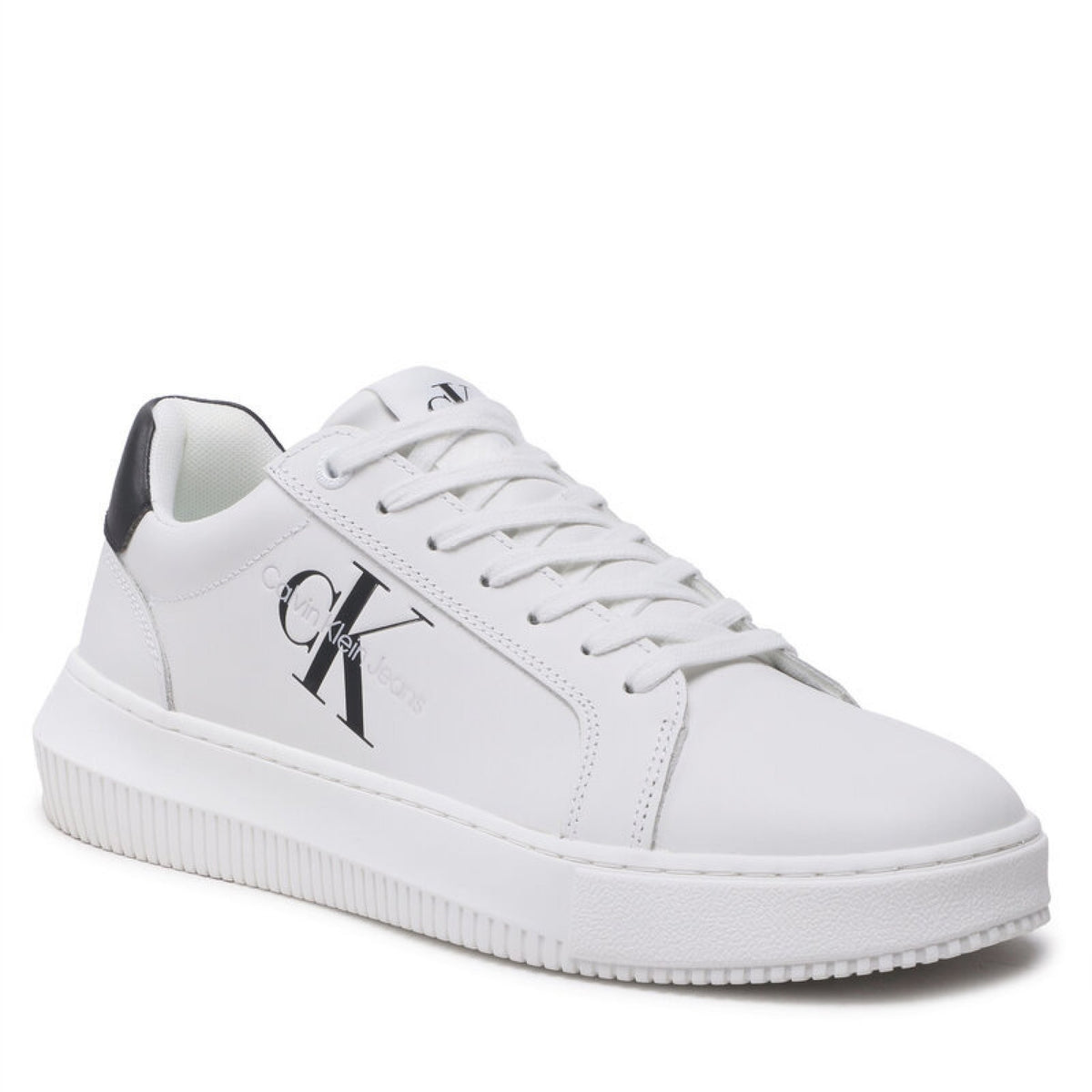 Chunky cupsole monologo